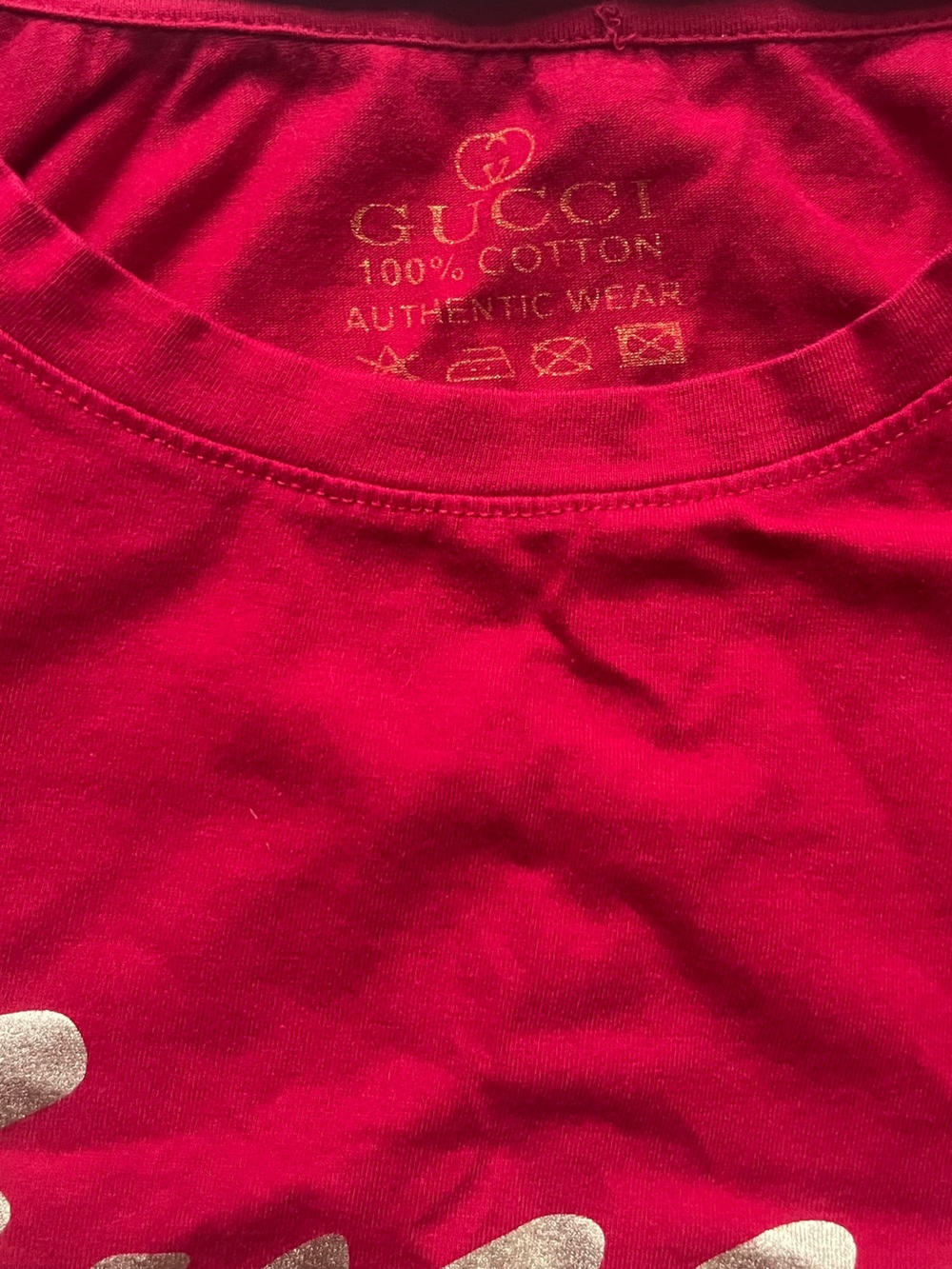 Authentic Gucci Women’s Red Tee with Gold cursive Logo - Picture 3 of 4